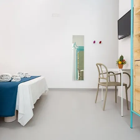 L'uomo E Il Mare Bed and Breakfast