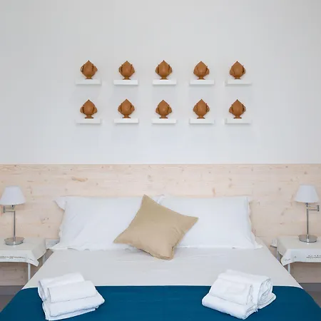 Bed & Breakfast L'uomo E Il Mare 3*